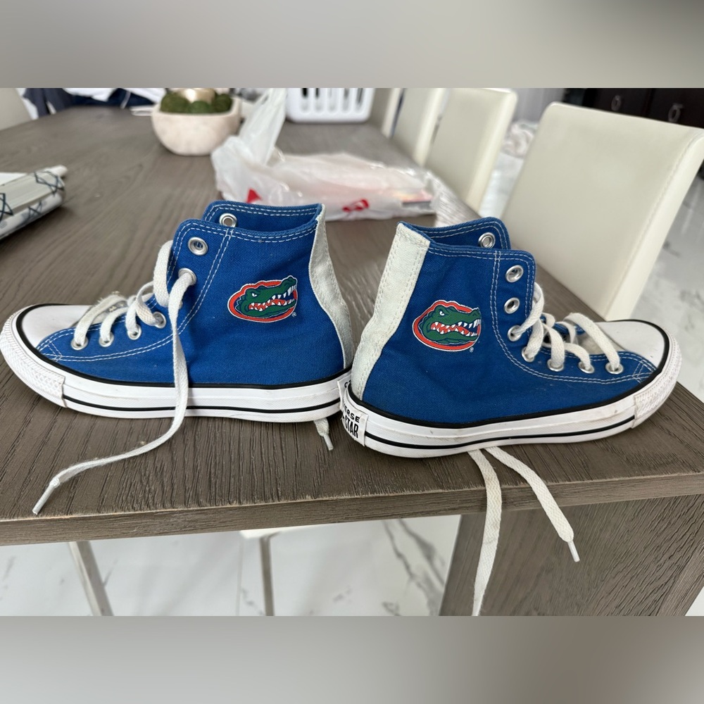 Converse UF Gator sneakers size 7 women’s